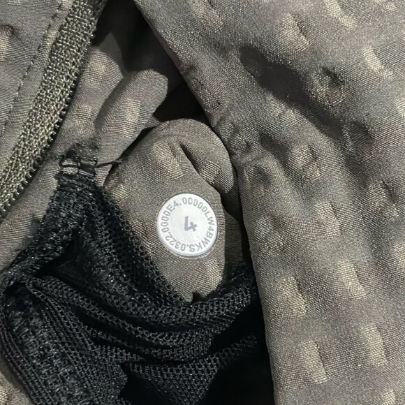 Lululemon Water-Repellent Fleece Hiking Vest - Picture 5 of 8